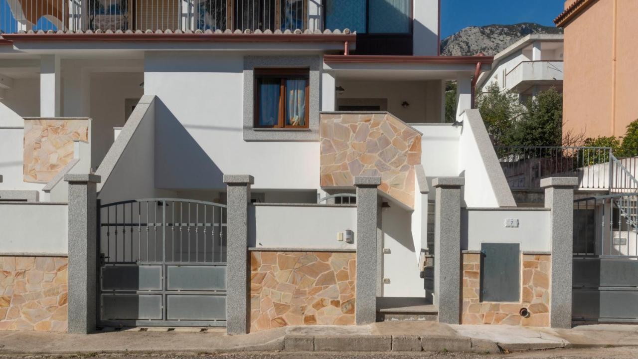 Casa Dei Lecci - Cala Gonone Apartment Exterior photo