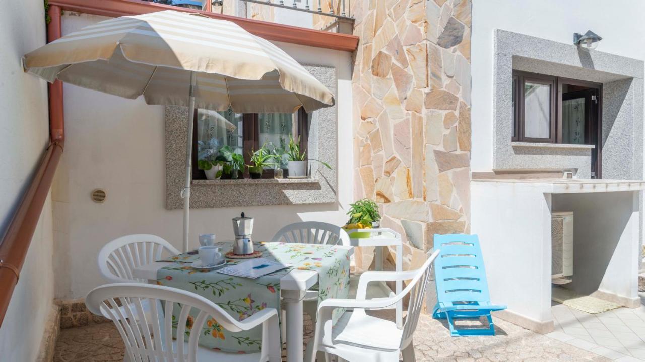 Casa Dei Lecci - Cala Gonone Apartment Exterior photo